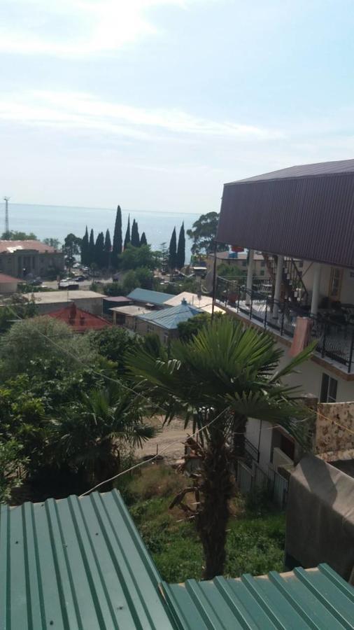 Guest House U Antoniny Gagra Exterior photo